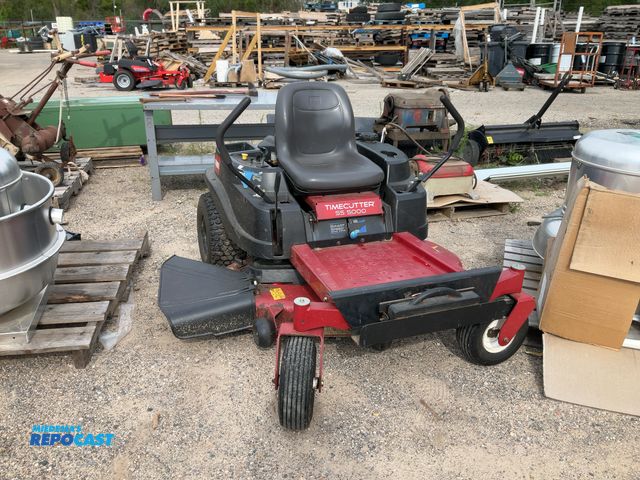 Lot 2-96244 - Toro Timecutter SS 5000 Riding Lawn Mower