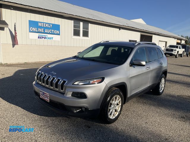 Lot 2-61581 - 2014 Jeep Cherokee Latitude SUV 4x4