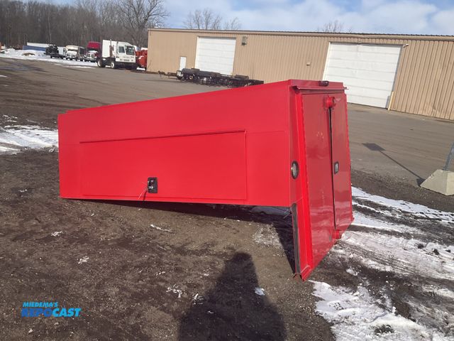 Lot 2-TBD - Knapheide truck topper off a 2019 Ford F250