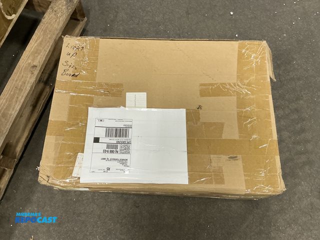 Lot 2-61799 - Light-up Sign (3 in a row, 2 boxes)