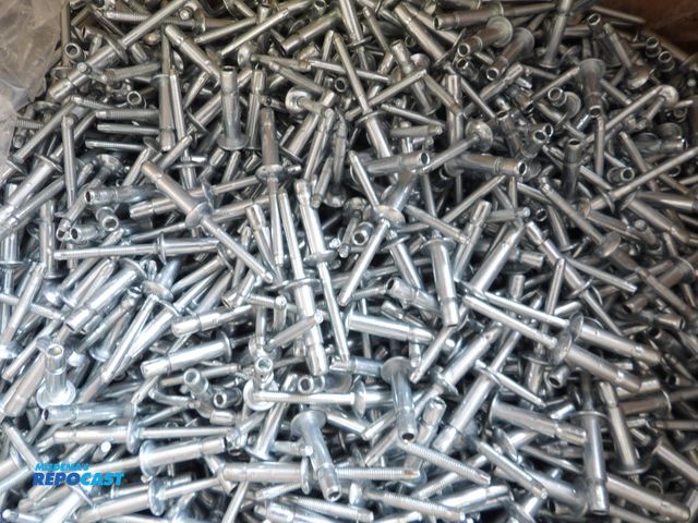 Lot 2-53287 - lot of (2000) new 1/4" dia. structural rivets, grip range, 350-625