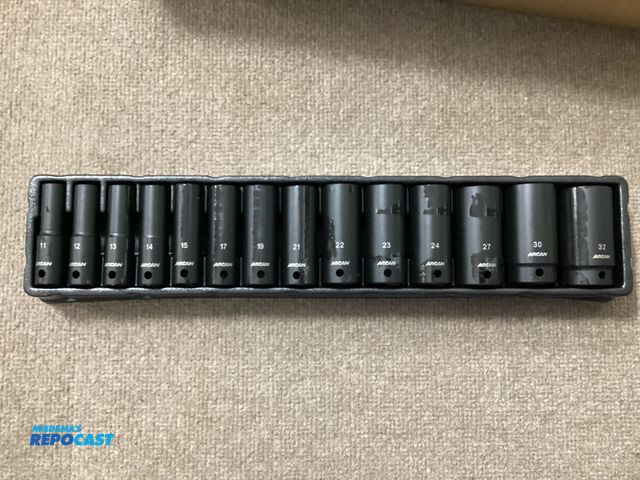 Lot 2-94611 - New New ARCAN AS21214MD 14 piece 1/2” drive Metric Deep Impact Socket Set. Includes sockets from 11 ...