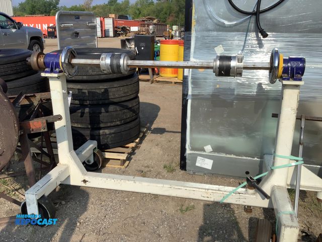 Lot 2-36605 - Industrial unwind/rewind stand