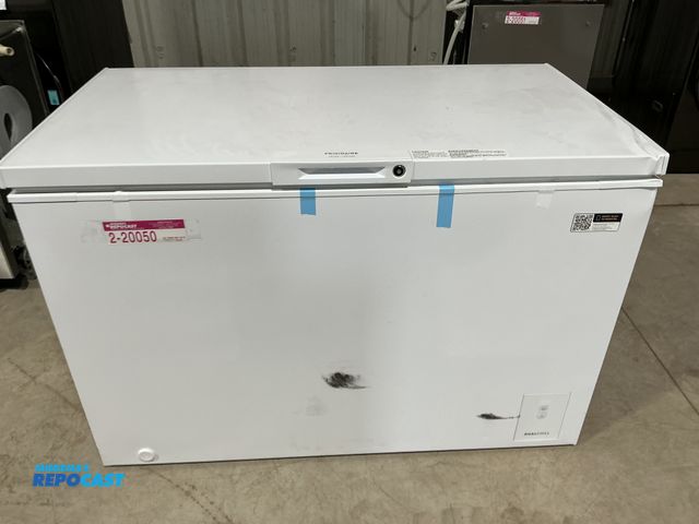 Lot 2-20050 - Scratch & Dent Frigidaire Ffcl1562aw Frigidaire - 15 cu. ft. Convertible Garage Ready Chest Freezer ...