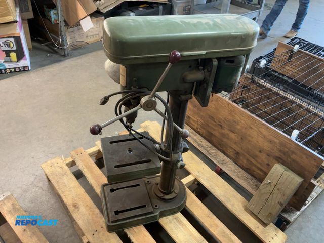 Lot 2-67850 - JET-13R 60hz Drill Press with 1/2" chuck with key