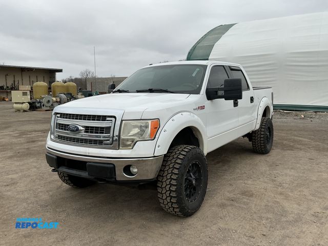 Lot 2-90006 - 2012 Ford F150 XLT SuperCrew 6.5-ft. Bed 4WD SuperCrew Standard Box Pickup Truck 4x4