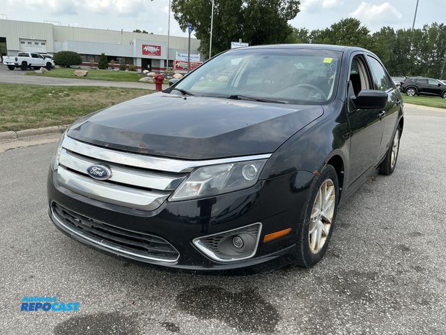 Lot 2-99613 - 2010 Ford Fusion SEL Sedan