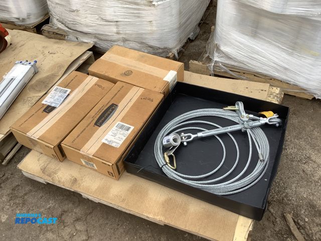 Lot 2-65788 - (3) boxes of Rubbermaid Slim Jim® Bottle and Can Recycling Top, and a zorbit 3M DVI-Sala temporary h...