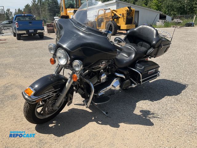 Lot 2-61760 - 2006 Harley-Davidson FLHTCUI Ultra Classic EG Motorcycle