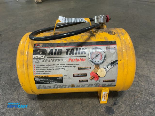Lot 2-18478 - Performance Tool 5 portable gallon air tank