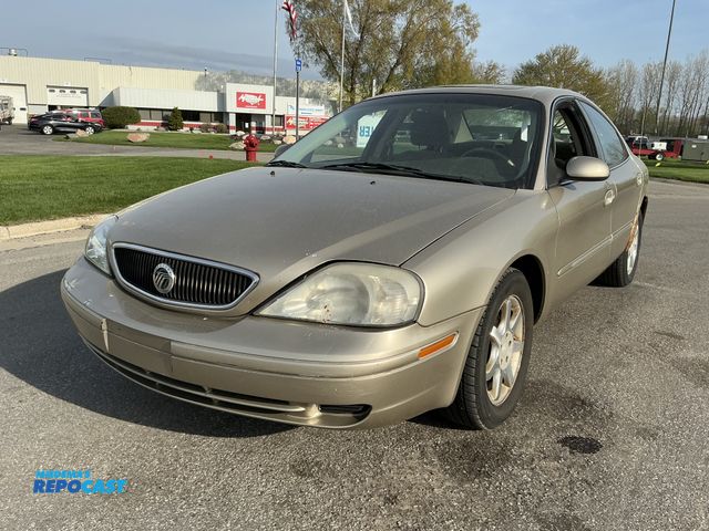 Lot 2-61007 - 2000 Mercury Sable SE Sedan FWD