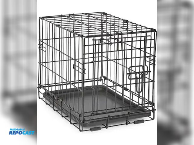 Lot 2-99082 - Vibrant life one-door dog training crate black approximately 29”L x 18”W x 21”H