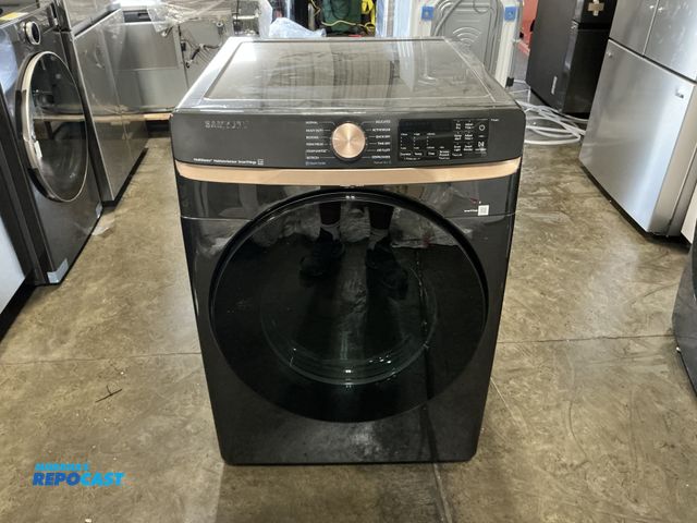 Lot 2-55246 - Scratch & Dent Samsung DVG50BG8300V Smart Gas Dryer with Steam Sanitize+ and Sensor Dry