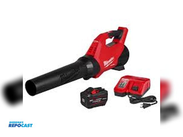 Lot 2-33015 - Milwaukee M18 blower kit model e017-21HD, does not include battery or charger