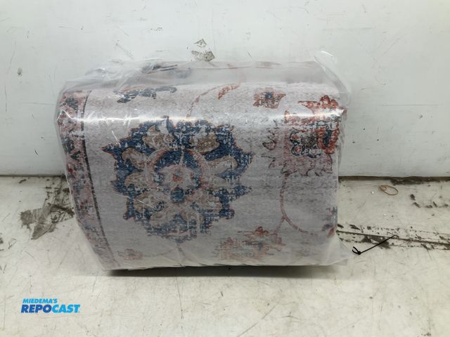 Lot 2-92664 - Rurality 8’x10’ area rug, washable, new