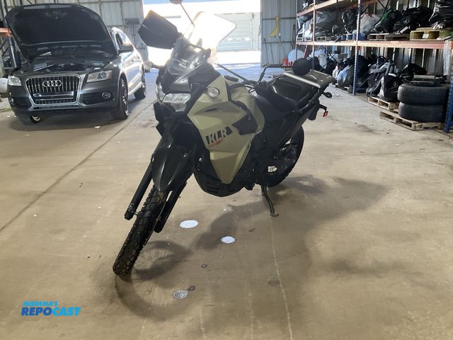 Lot 2-31035 - 2022 Kawasaki KLR650 ABS Motorcycle