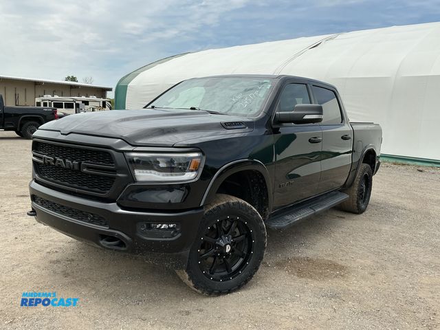 Lot 2-90301 - 2022 Ram 1500 Big Horn Crew Cab SWB 4WD Crew Cab Standard Box Pickup Truck 4x4