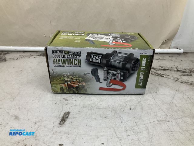Lot 2-67081 - Bad Land 3500lb Capacity ATV/Utility Winch Comes with a 12 ft remote control Load holding brake Come...