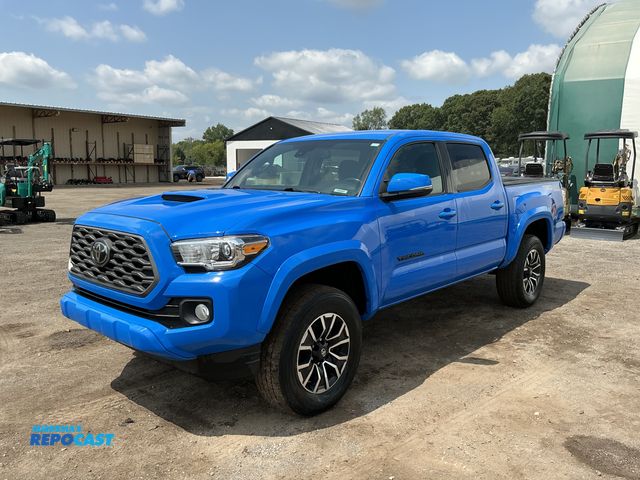 Lot 2-30595 - 2021 Toyota Tacoma SR5 Double Cab Long Bed V6 6AT 4WD Crew Cab Standard Box Pickup Truck 4x4
