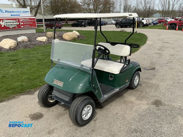 Lot 2-92128 - 2005 EZ-GO TXT 36V Golf Cart