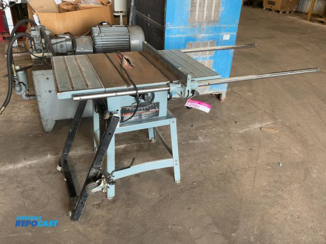Lot 2-21484 - Delta 10" Contractors Table Saw, Model 34-444, Adjustable Fence, 41"x27" table, comes with cart, 1/2...