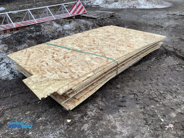Lot 2-93471 - Lot of 5/8" OSB Cut-Offs