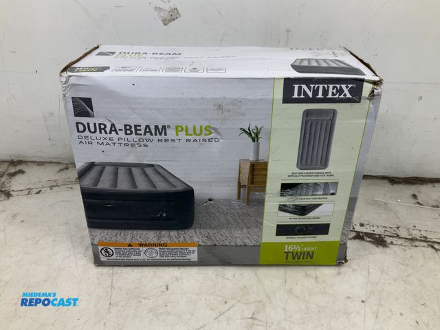 Lot 2-19572 - Intex Dura-Beam Plus deluxe pillow rest raised air mattress