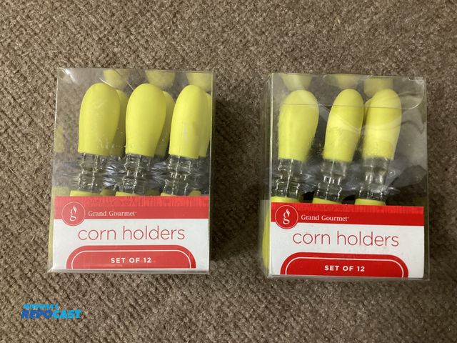Lot 2-76453 - New Grand Gourmet Corn Holders. Two packs of corn holders with soft grip handles. Each pack contains...