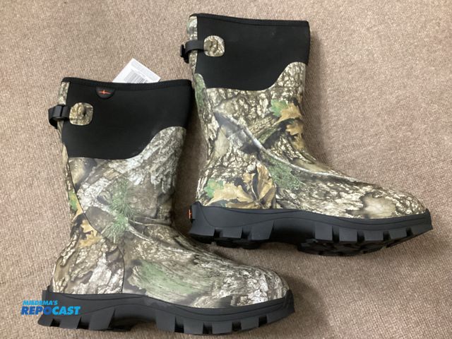 Lot 2-63261 - New Habit Men’s 15” Lug Sole Rubber and Neoprene Boots. 800 g Thinsulate insulation, rear gusset for...