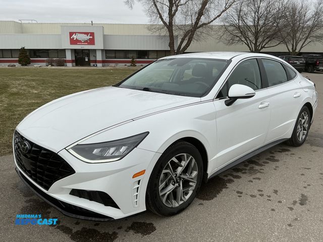 Lot 2-46935 - 2021 Hyundai Sonata SEL Sedan FWD