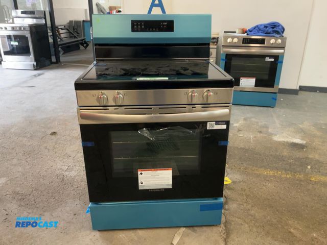 Lot 2-60986 - Scratch & Dent Electric Free Standing Frigidaire FCRE3083ASG Range