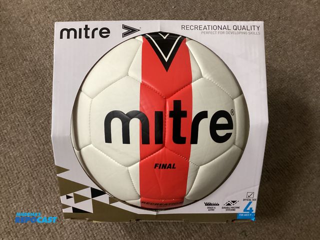 Lot 2-95836 - New mitre Final recreational soccer ball. For grass and Astroturf. Official size 4. For age is 9 to ...