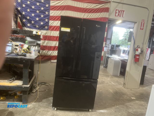 Lot 2-59092 - whirlpool french door Refrigerator/Freezer ice maker in freezer  humidity controlled  electronic   t...