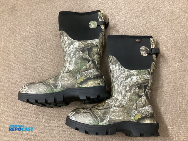 Lot 2-34640 - New Habit Men’s 15” Lug Sole Rubber and Neoprene Boots. 800 g Thinsulate insulation, Realtree APX ca...