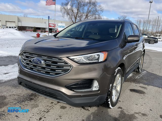 Lot 2-46999 - 2019 Ford Edge SEL SUV AWD