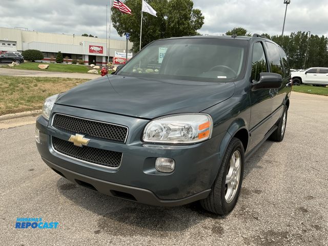 Lot 2-16330 - 2006 Chevrolet Uplander EXT LT Other FWD