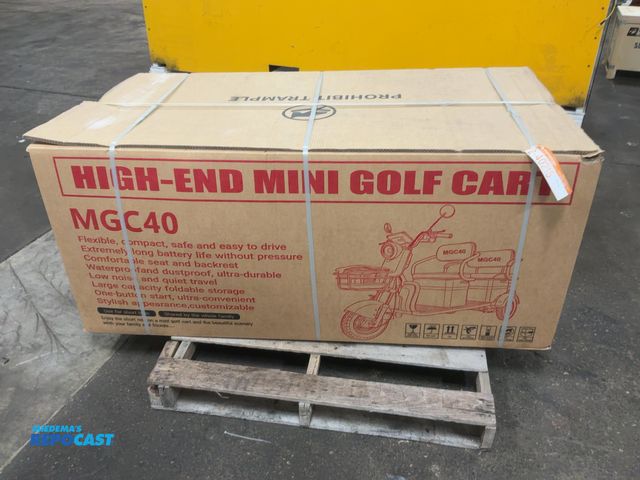 Lot 2-40215 - New SDLANCH MGC40 3-Wheel Mini Electric Golf Cart / Scooter, 60 Volt, Three Speed, 2-Passenger, Pneu...