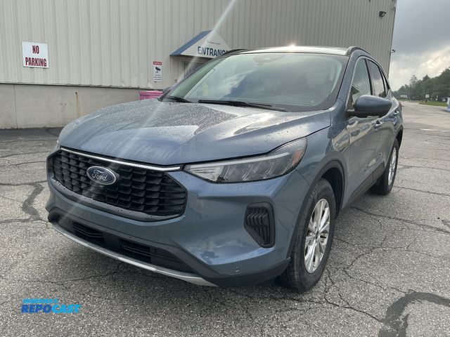 Lot 2-31433 - 2024 Ford Escape Active Other AWD