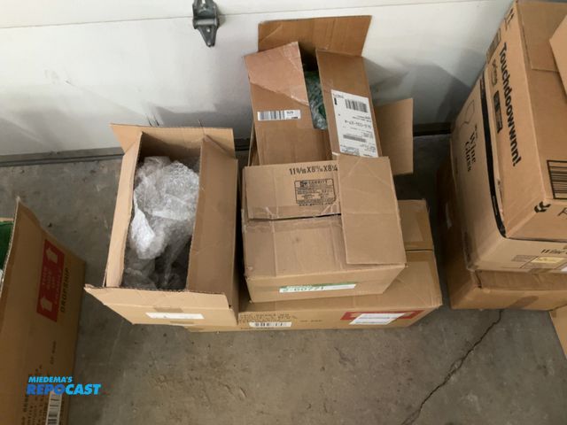 Lot 2-60771 - 50+ Glass Candle holders