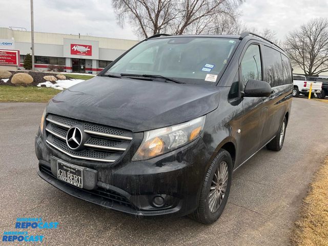 Lot 2-60518 - 2018 Mercedes-Benz Metris Passenger Van RWD