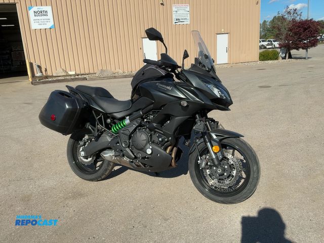 Lot 2-20506 - 2016 Kawasaki Versys 650 Motorcycle