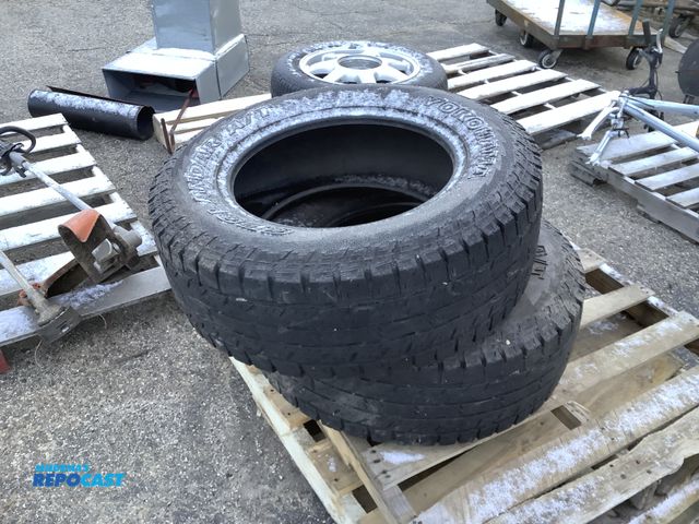 Lot 2-73144 - 2 Yokohama Geolandar A/T GO15radial tubeless M+S tires, DOT  4UBW, 6AV0822