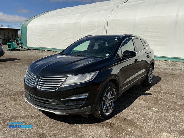 Lot 2-40985 - 2017 Lincoln MKC Reserve AWD SUV AWD