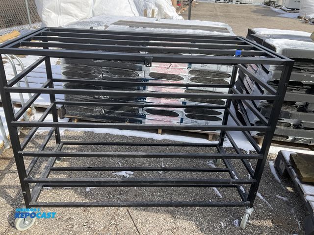 Lot 2-17016 - lockable ball cage