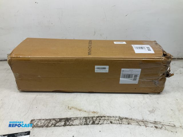 Lot 2-17193 - Maxyoyo accent chair, with wooden arms, beige, new