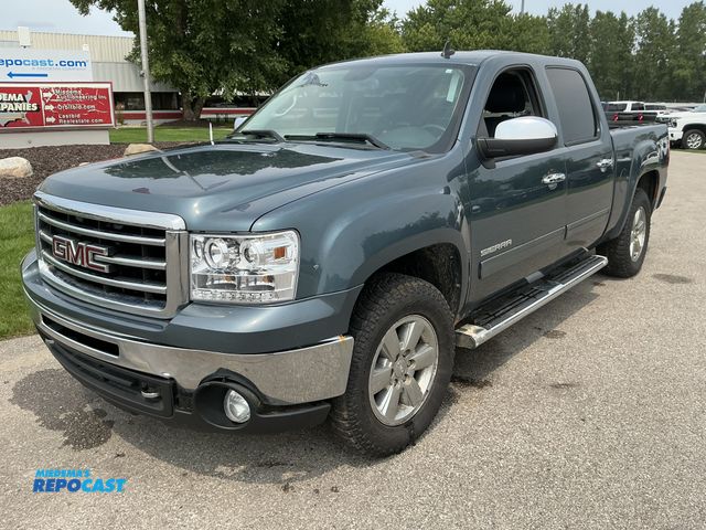 Lot 2-44142 - 2012 GMC Sierra 1500 SLT Crew Cab Pickup Truck 4x4