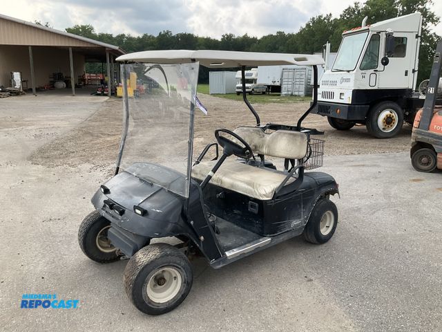 Lot 2-30157 - EZGO Freedom electric golf cart - no batteries (said to run), homemade plexiglass windshield, canopy...