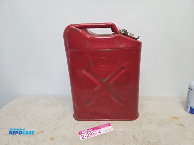 Lot 2-29574 - USMC issued 1983 5gallon jerry gas can.