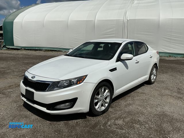 Lot 2-30360 - 2013 Kia Optima LX AT Sedan FWD