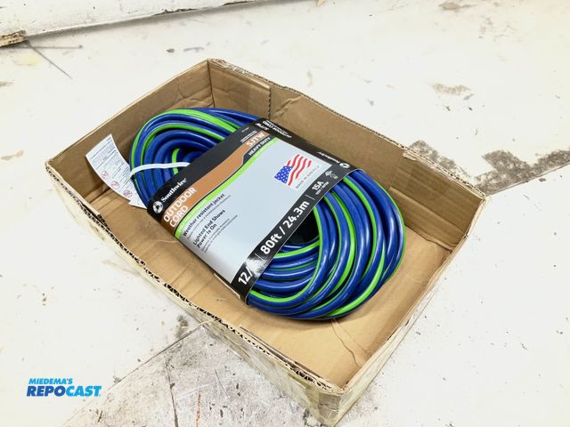 Lot 2-33972 - southwire 80' heavy duty outdoor extension cord 12/3